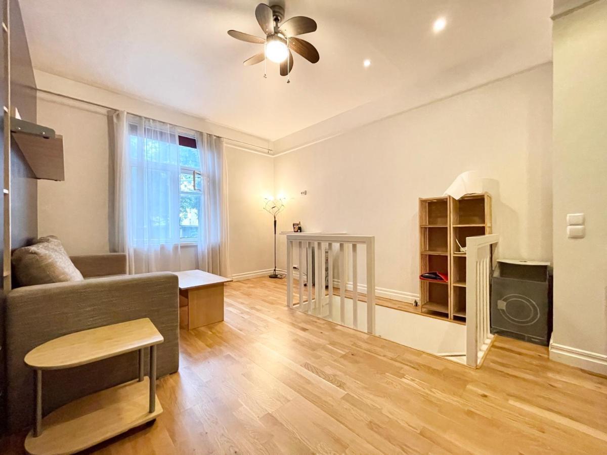 Ferienwohnung Cosy Studio In Historical Building. City Center Reval Exterior foto